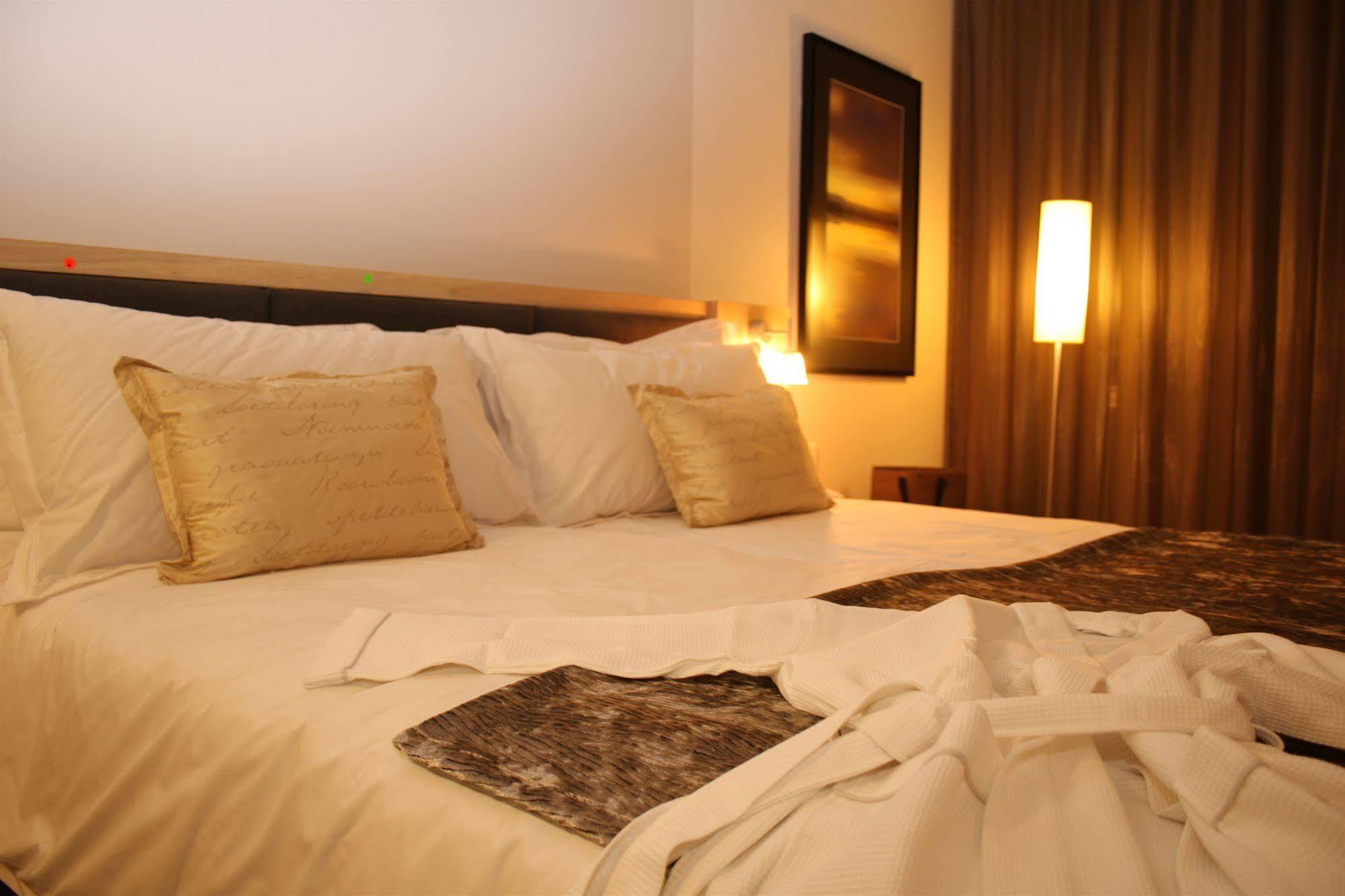 Aha Gateway Hotel Umhlanga Durban Exterior photo